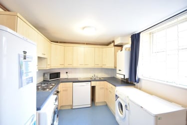 4 bed flat, Byron Street, Sandyford, Newcastle, NE21XH - Image 3